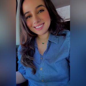 Meet your Posher, Elisha